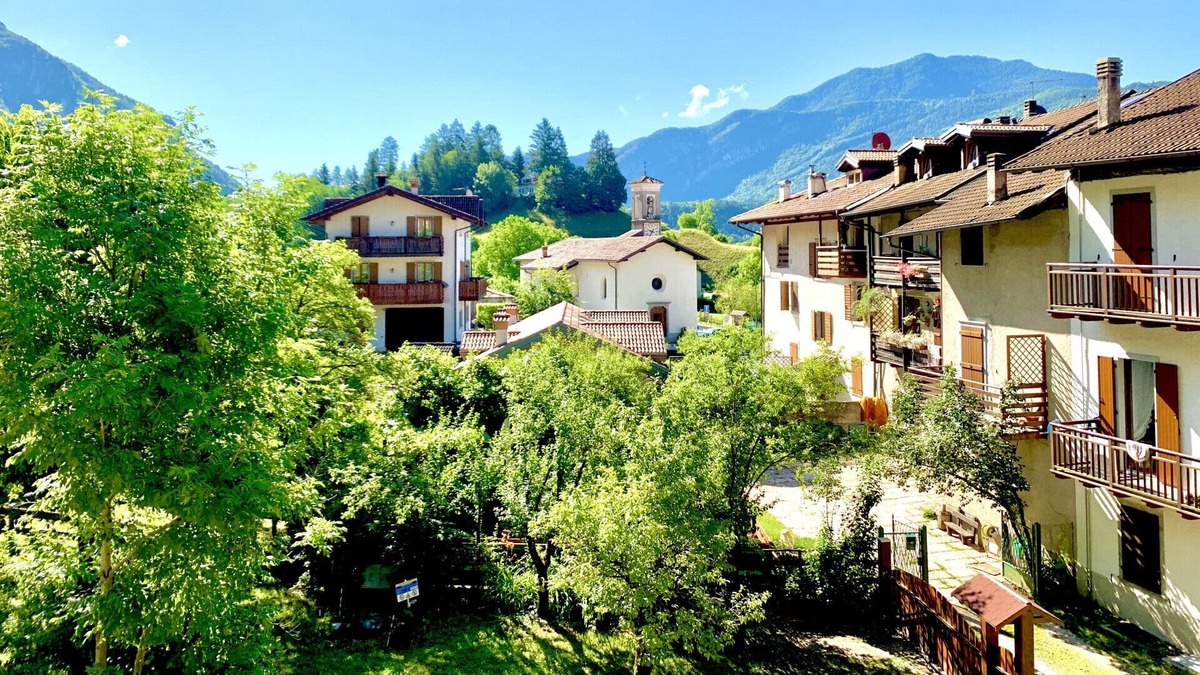 Mezzolago Villa | Elegant and refined single Villa at Lake Ledro