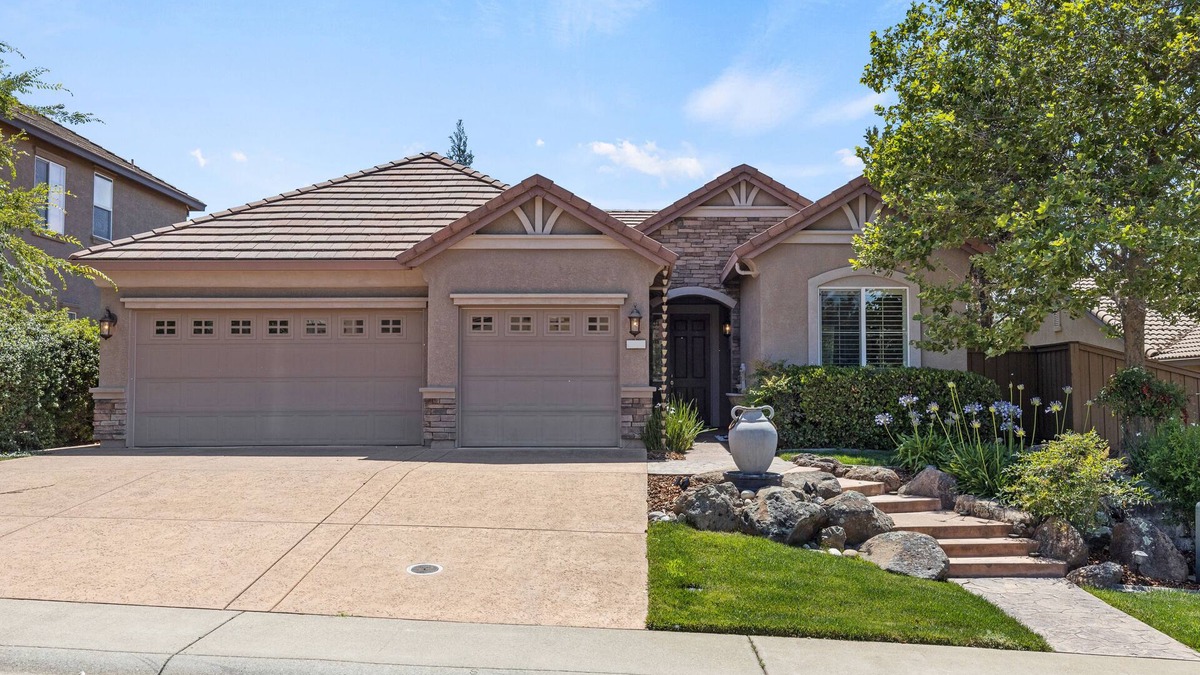 Folsom House | Elegant and Spacious Luxury Folsom Home, 3 BD/2BA