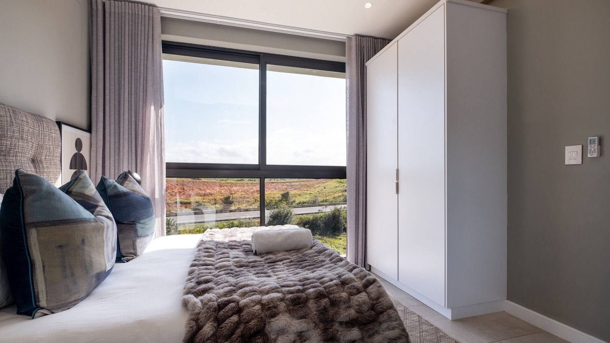 Port Zimbali Apartment | Elegant and Stylish 2 Bedroom - 201 Boulevard Suite