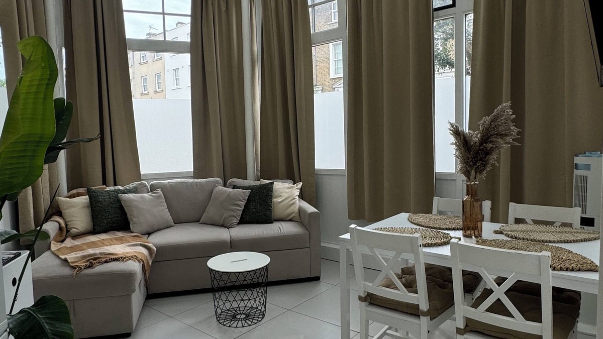 Camden Town Apartment | Elegant and Stylish 2BD/2BA Flat near King’s Cross