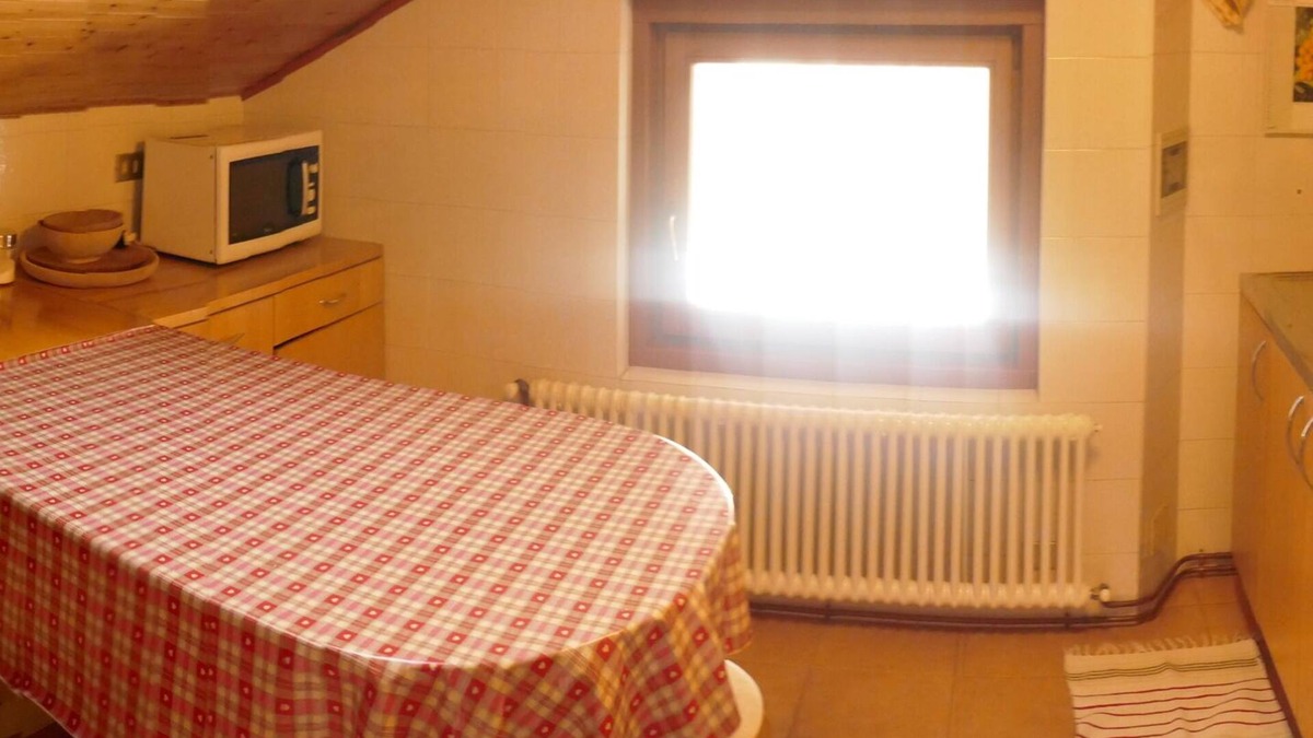 Gressoney-Saint-Jean Apartment | Elegant apartment in typical chalet with garden