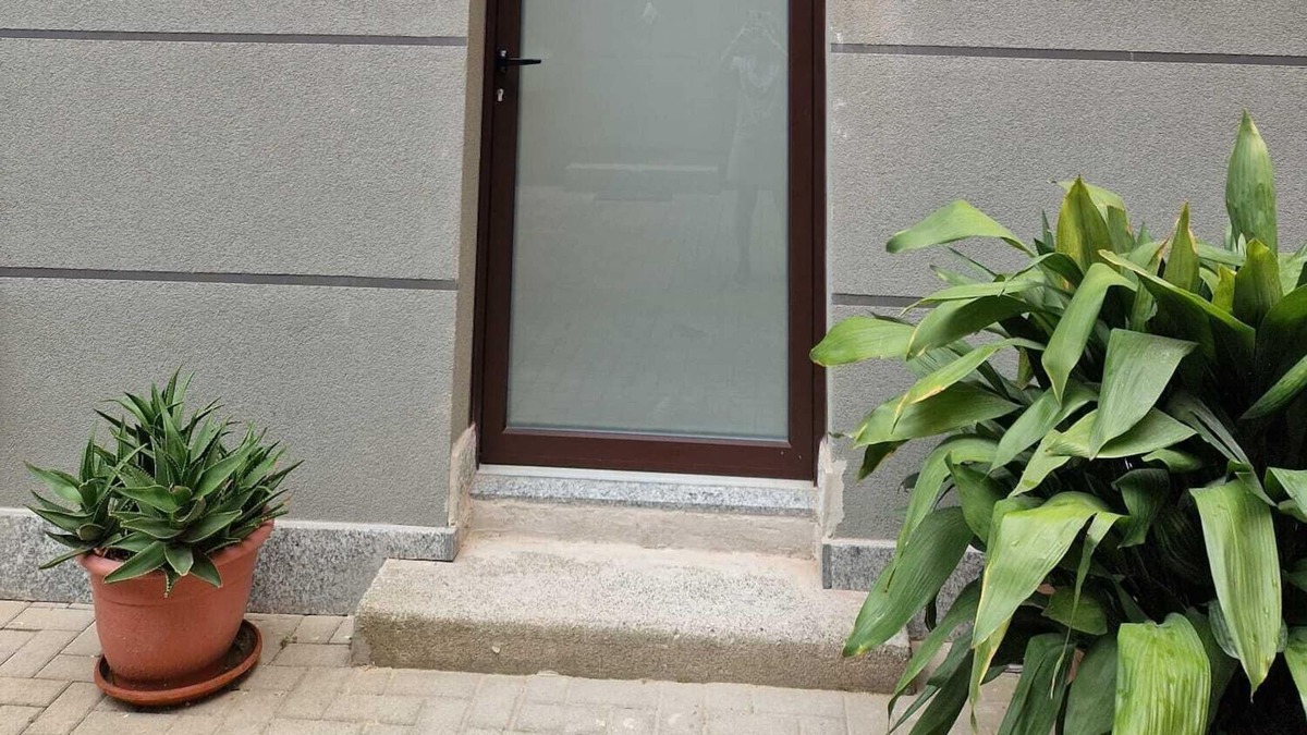 Gorla Apartment | Elegant apartment ideal for holiday and business trip