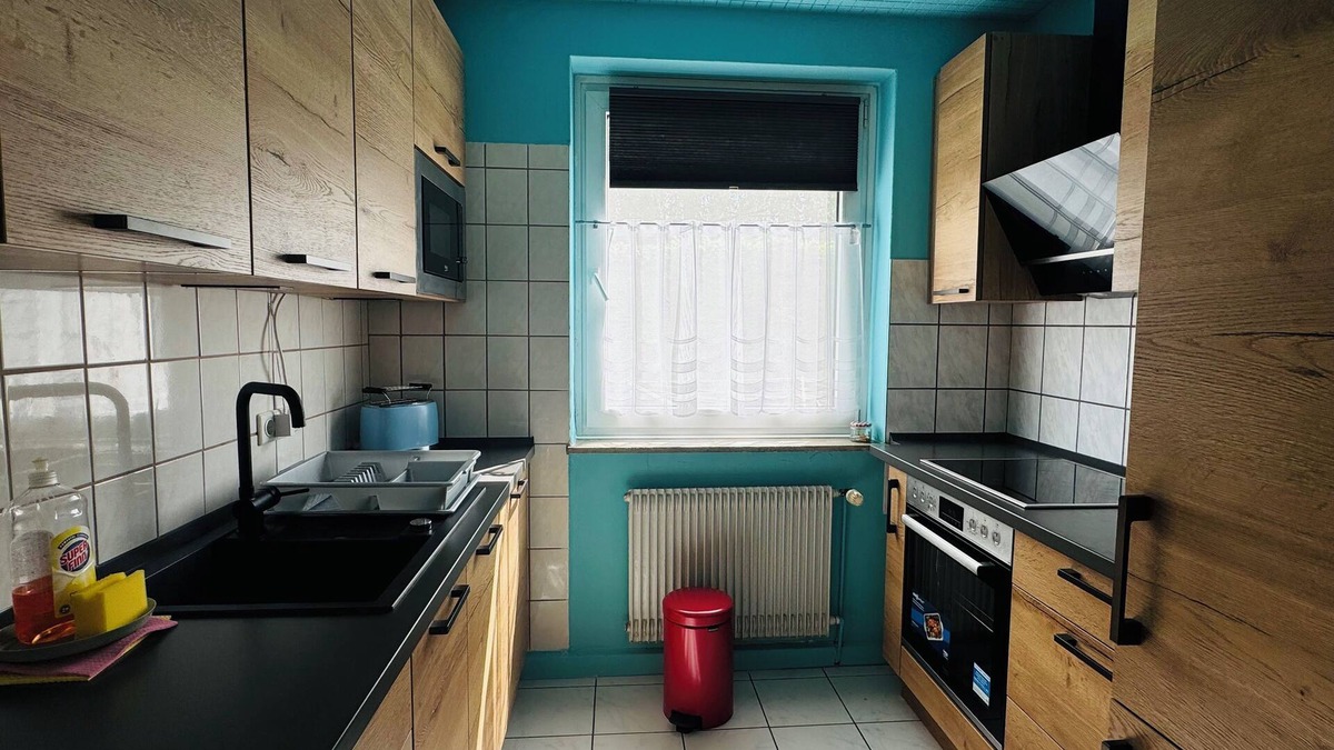 Bielefeld Apartment | Elegant apartment with dream kitchen, Smart TV with Netflix for free