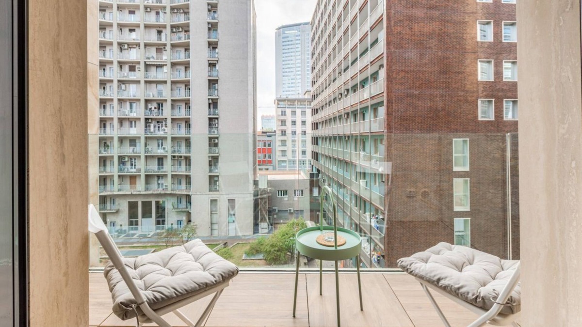 Centro Direzionale Apartment | Elegant Apt for 4 - 5 min to Central Station