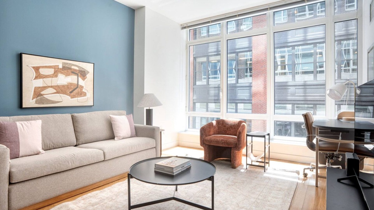 Back Bay East Apartment | Elegant Back Bay 1BR w/W/D, Gym & Roof, nr Copley Sq, by Blueground