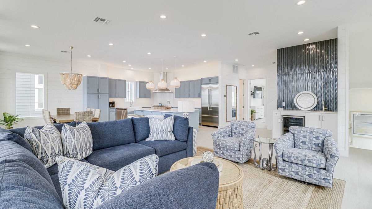 Port Aransas House | Elegant Beach House with views, pool, ping pong, shuffleboard - steps to beach
