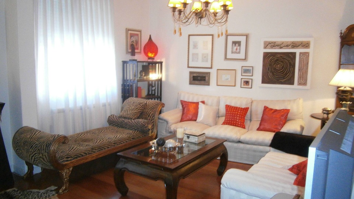 Guindalera Apartment | Elegant Central Apartment