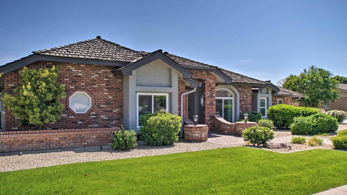 Mesa House | Elegant Escape—modern Mesa home conveniently located with private pool!