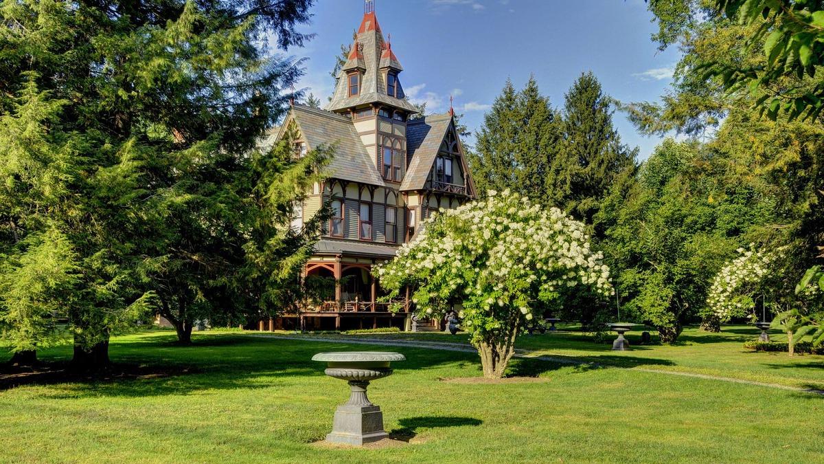 Pine Plains House | Elegant Historic Hudson Valley Gilded Age Mansion On 4+ Parklike Acres