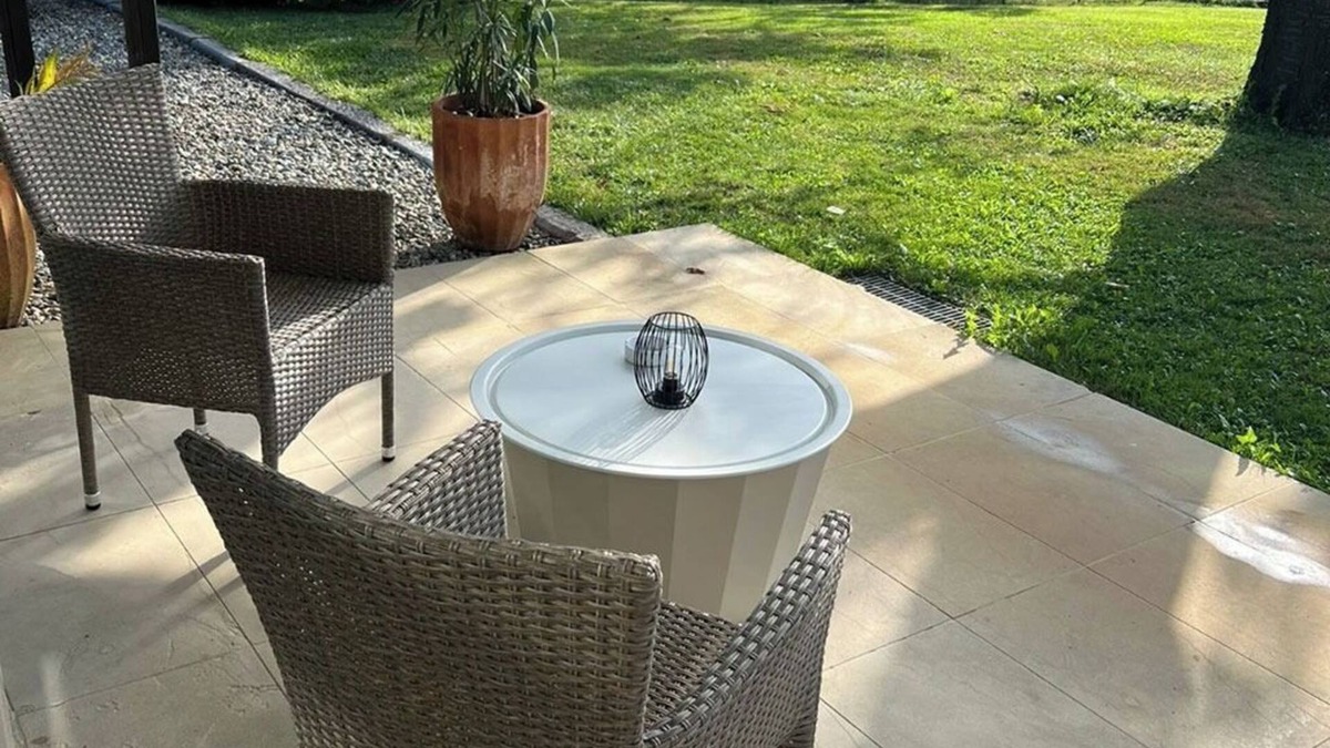 Biella House | Elegant Holiday House surrounded by greenery, ideal for those seeking a little relaxation