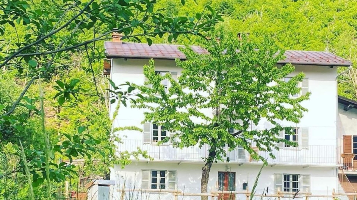 Pamparato House | Elegant home in rural Piedmont - private pool- sauna and hot tub