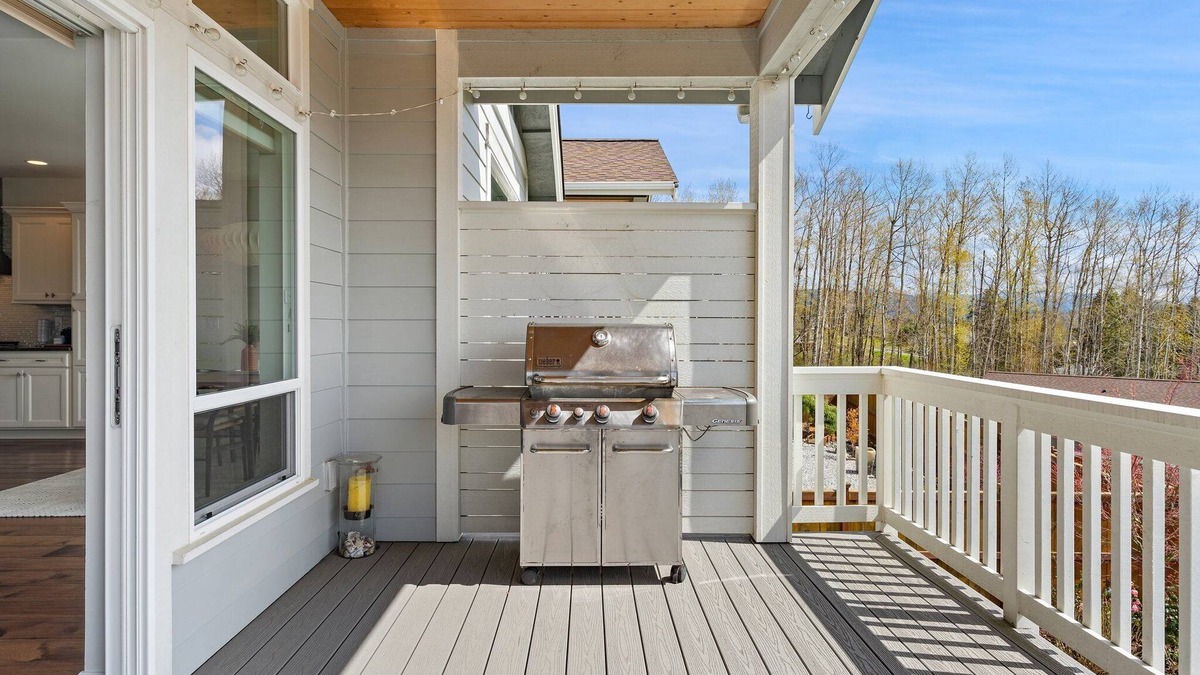 King Mountain House | Elegant Home w/Office Space, Chef's Kitchen & Stunning Views: Blackstone Court
