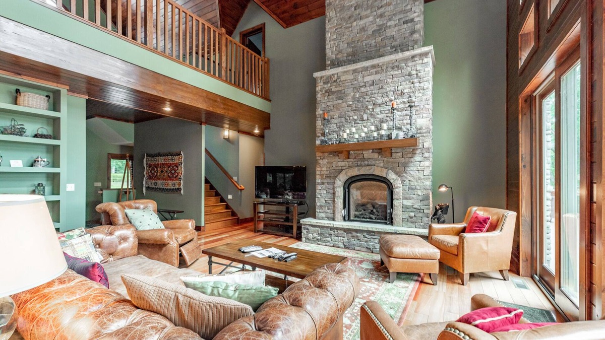Swanton House | Elegant Lakefront Escape w/Lake Views & Fireplace