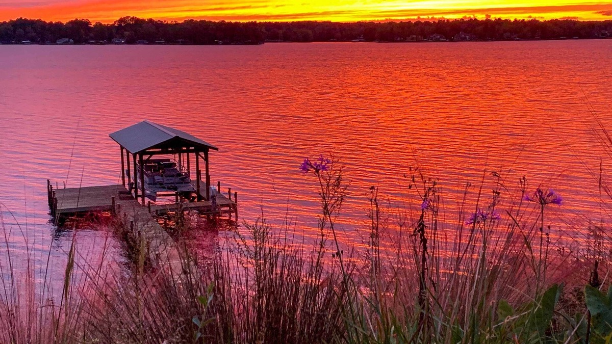 Cross Hill House | Elegant Lakefront Gem w/Dock + Sunset Views!