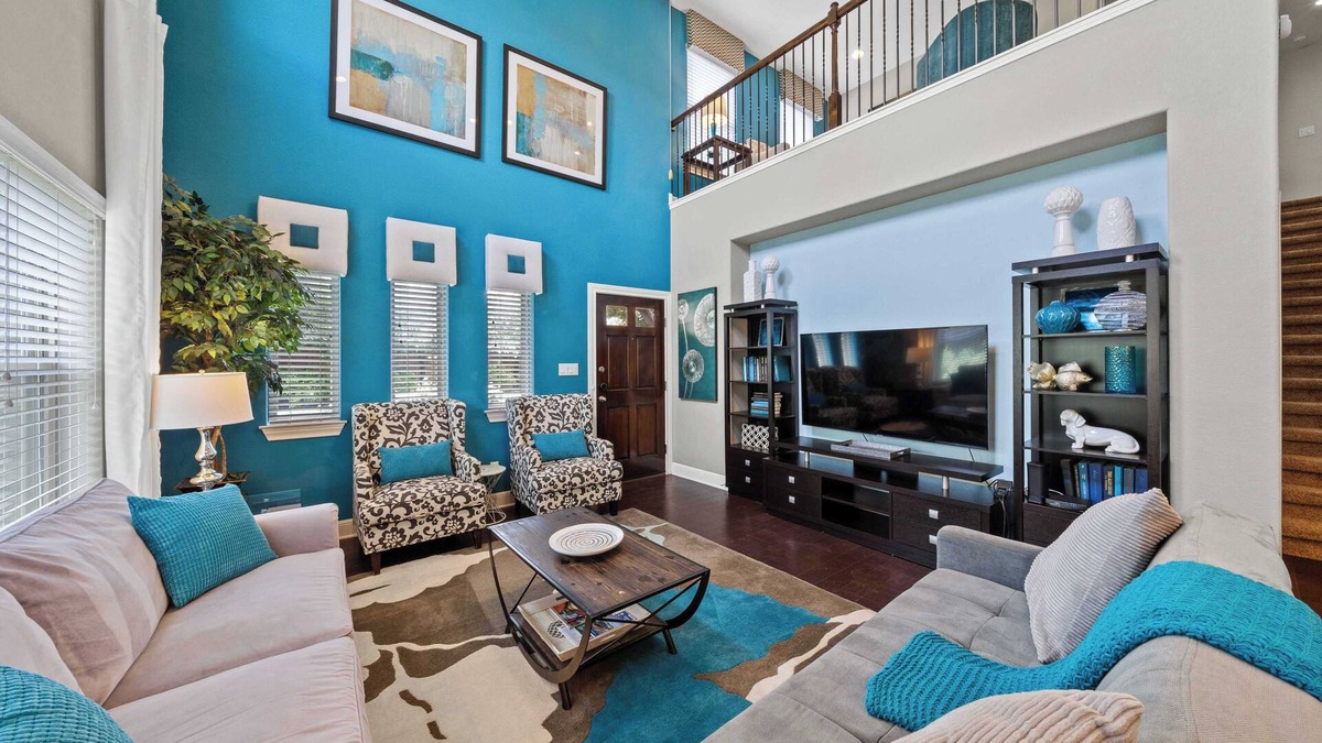 McNeil House | Elegant Lakeline Residence #42159