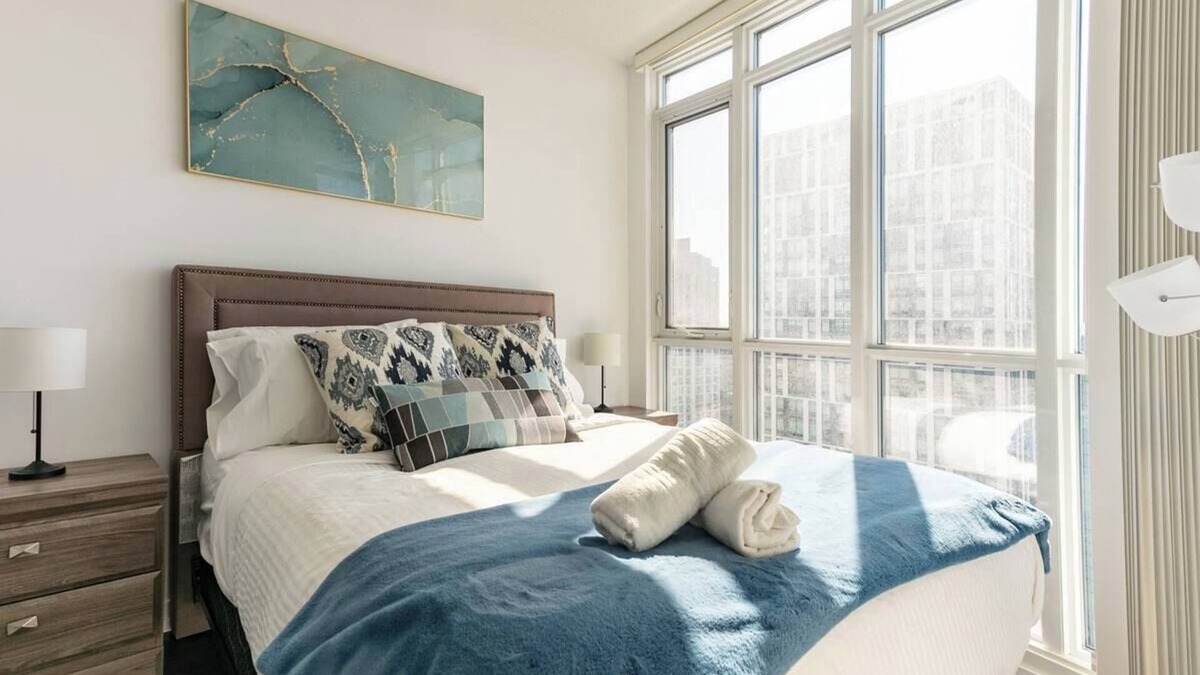 CityPlace Hotel | Elegant Lakeview - One Free Parking