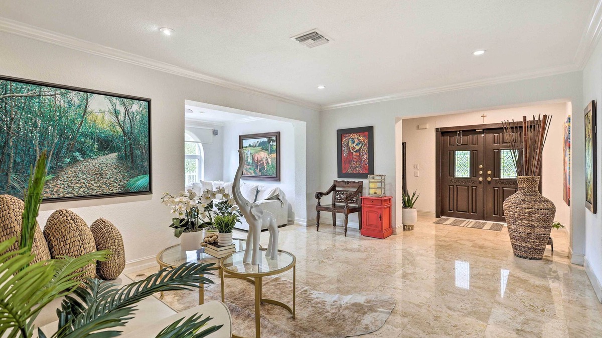 Ludlam House | Elegant Miami Home w/Private Tropical Oasis!