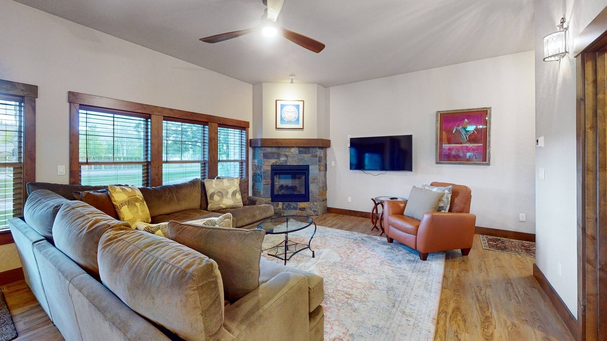 Dover Bay Condo | Elegant, newer, 1st-floor condo with private hot tub - steps to resort marina