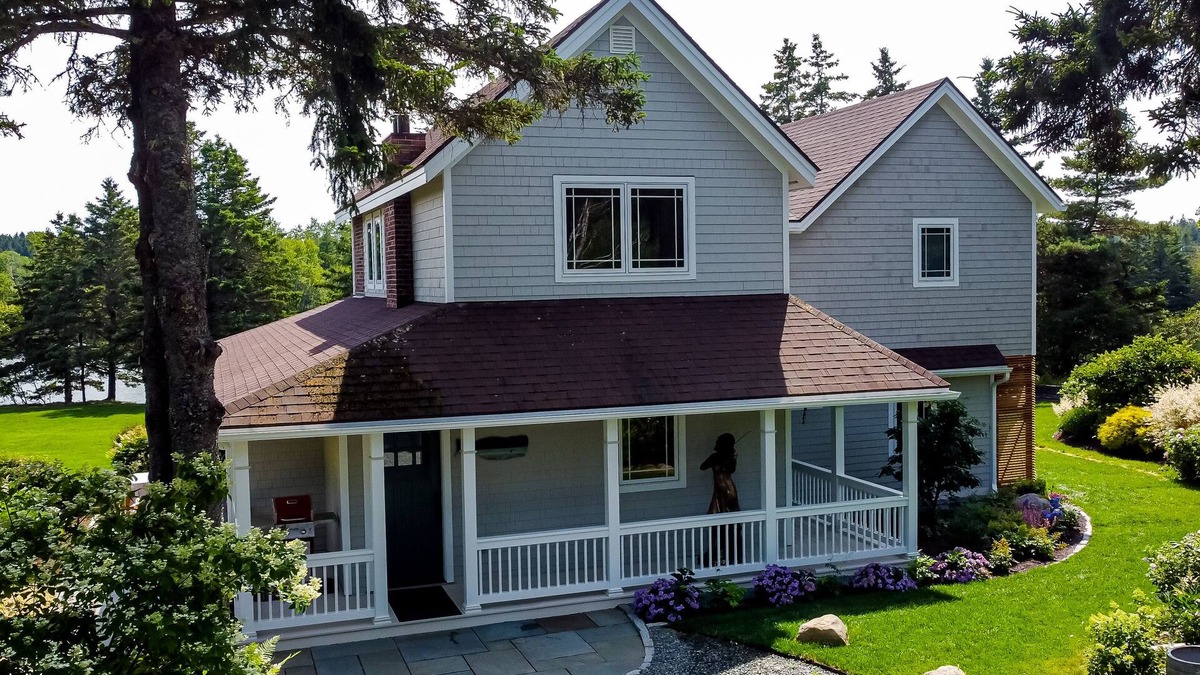 Tremont House | Elegant oceanfront home on Bass Harbor close to Acadia National Park