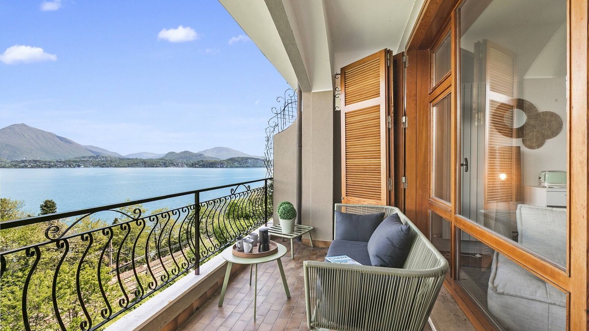 Stresa Apartment | Elegant Panorama Lake View With Pool, Stresa, Italy
