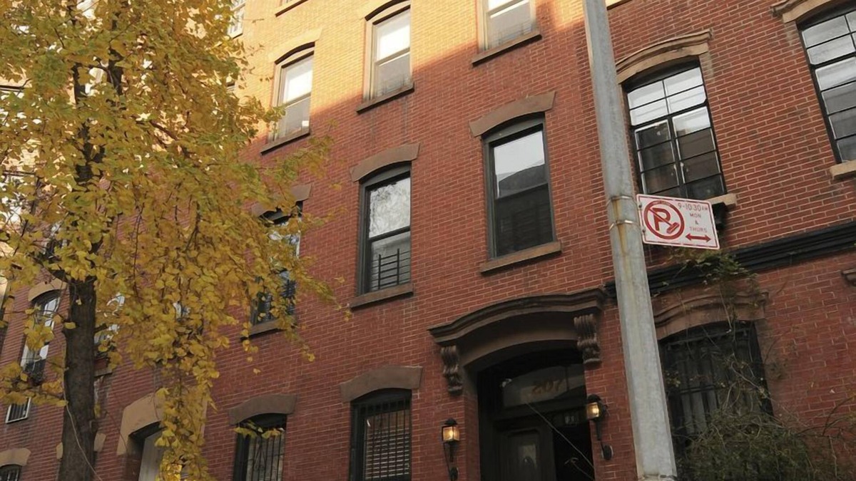 Upper East Side House | Elegant Parlor Row House, near Central Park (Upper East Side)