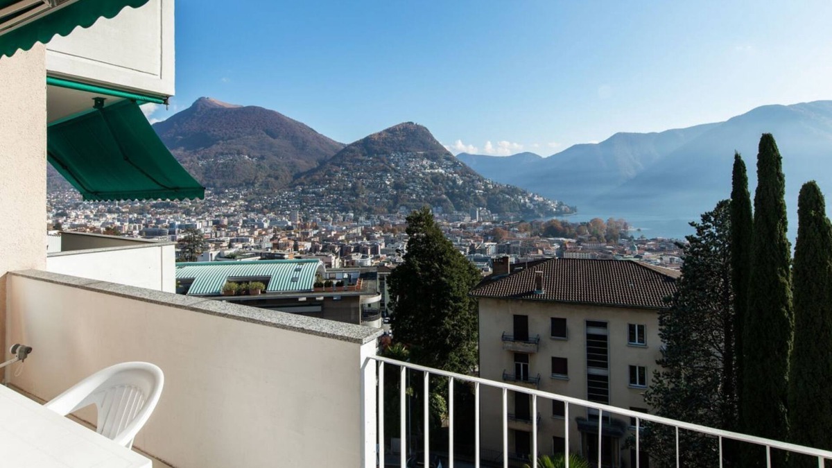 Lugano Apartment | Elegant Penthouse with view on the Gulf of Lugano - BELGOLFO ATTIC