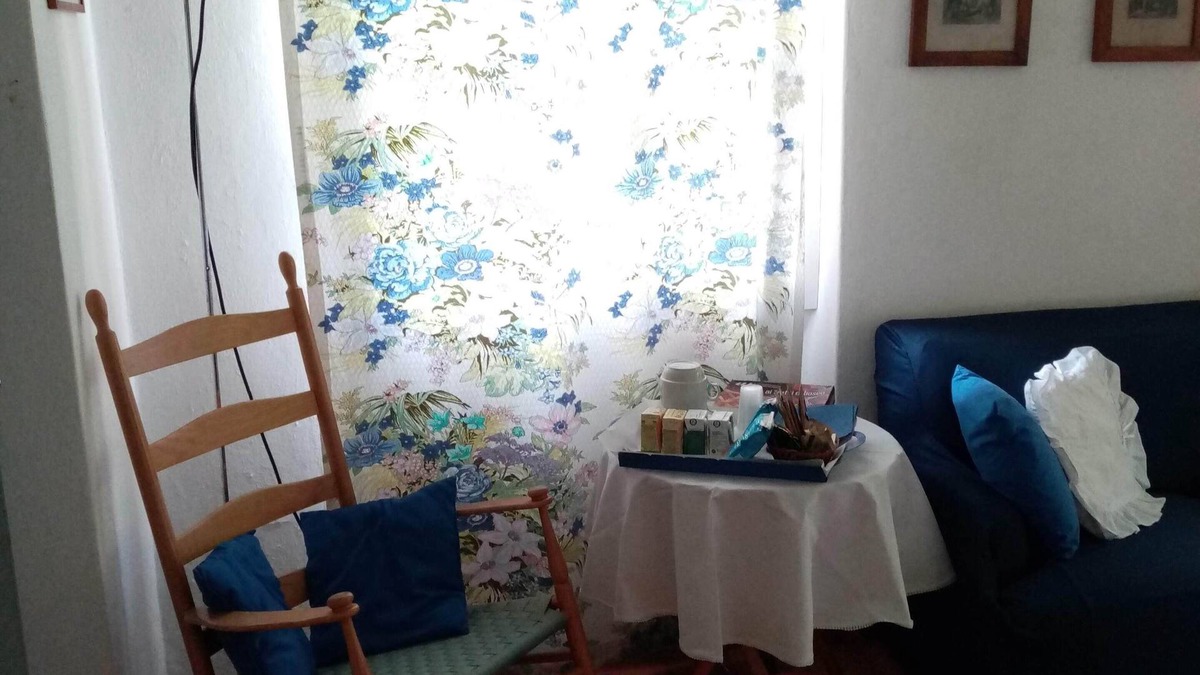 Castello House | Elegant private room with lake view balcony