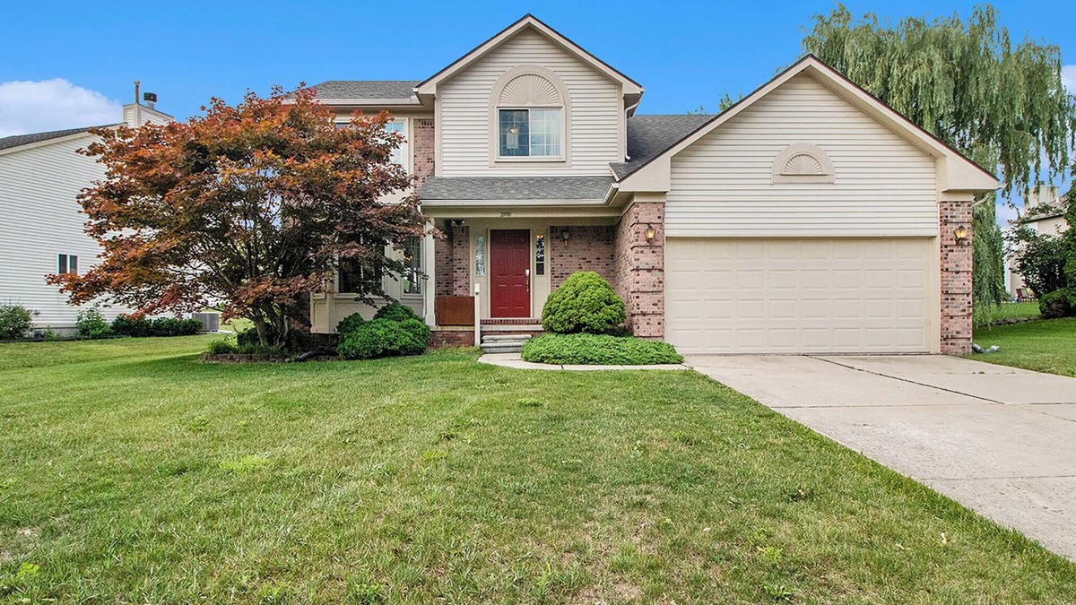 Ann Arbor House | Elegant Residence 3 Miles from UM Stadium