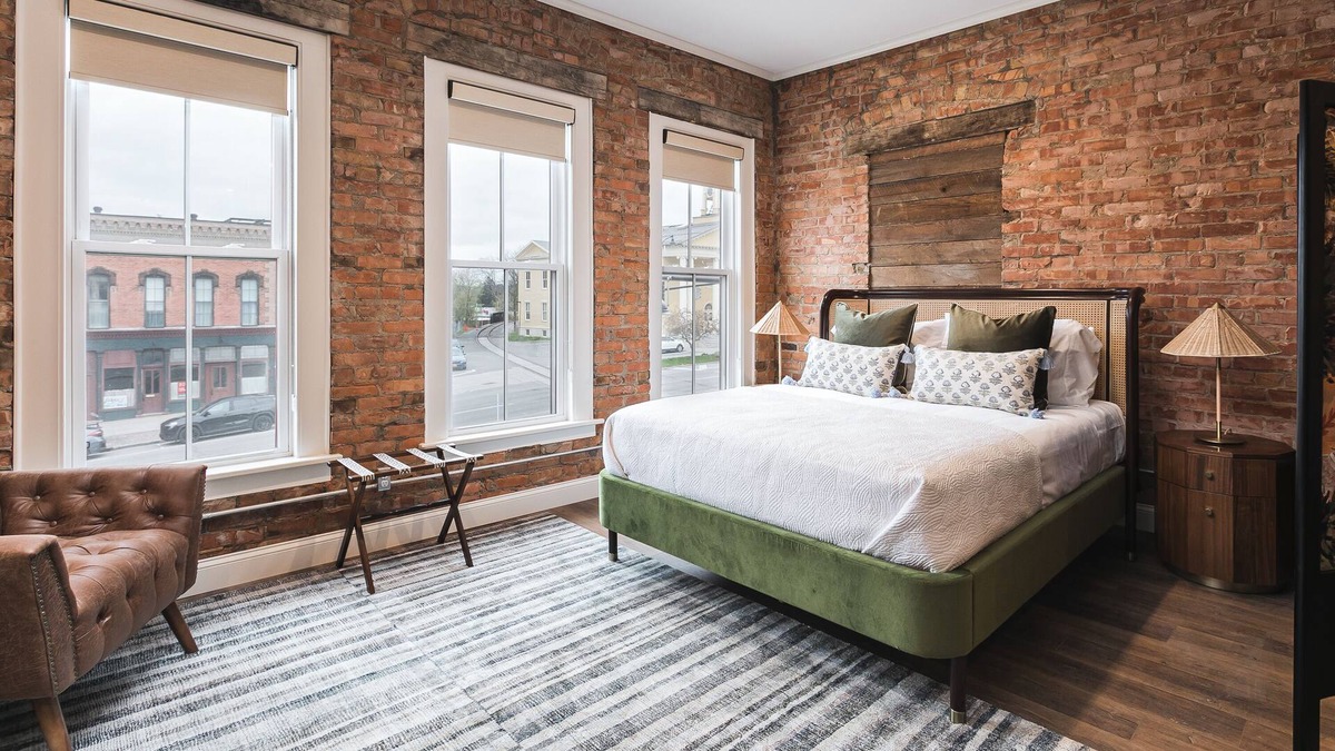 Canandaigua House | Elegant Restored Boutique Hotel Walk to Downtown Canandaigua and The Lake!