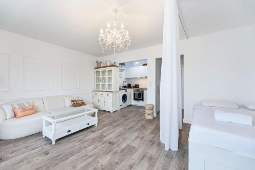 Limpertsberg Apartment | Elegant Studio Getaway with Balcony & Charm