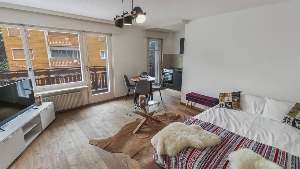 Noes Apartment | Elegant studio in the heart of Crans