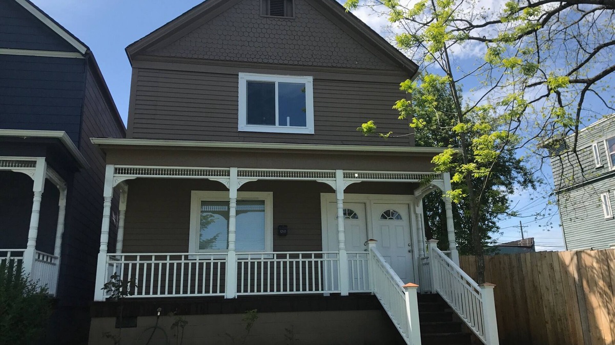 Hilltop House | Elegant Tacoma condo unit in downtown B