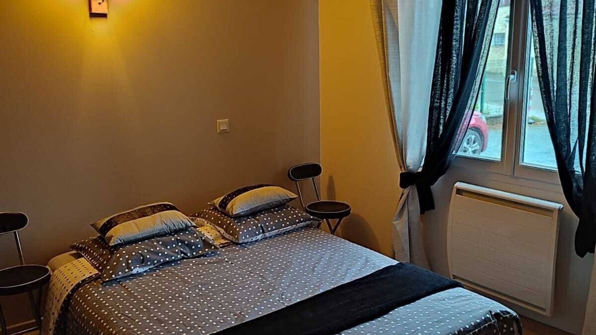 Etaules House | Elegant terraced house 10 minutes from the beaches