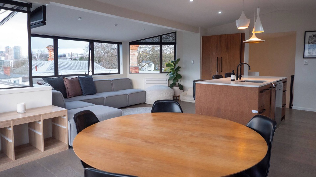 Freemans Bay Apartment | Elegant Urban Retreat in Freemans Bay.