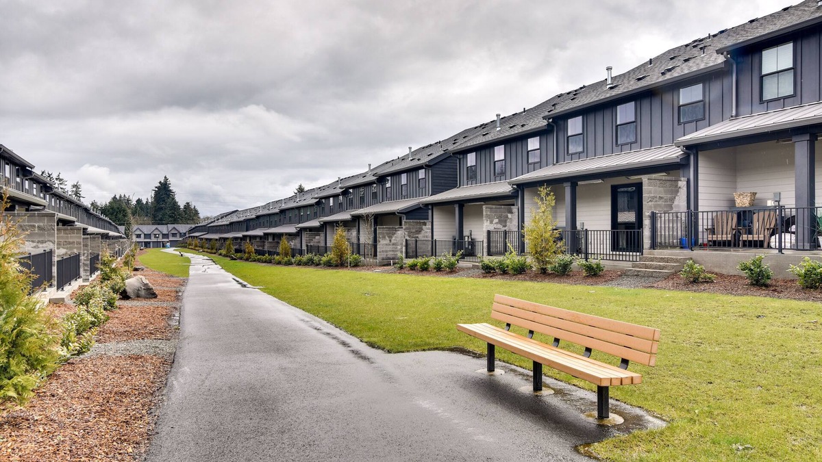Pleasant Valley House | Elegant Vancouver Townhome - 18 Mi to Portland