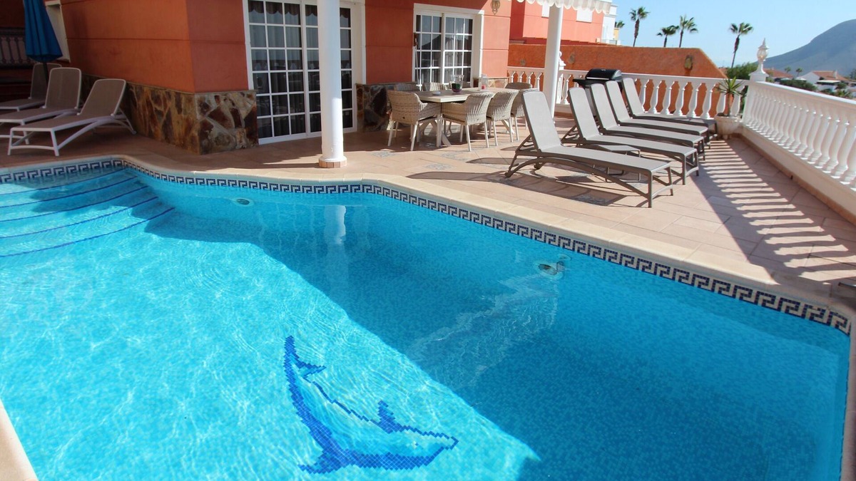 Chayofa Villa | Elegant villa with private heated pool, jacuzzi and stunning sea view
