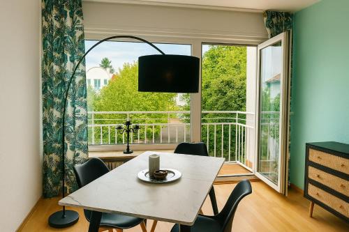 Offenbach am Main Apartment | Elegante Designwohnung mit Balkon 15min Airport und Parken