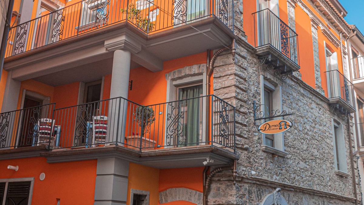 Rotonda Apartment | Elegante e Moderno Bilocale in Mansarda