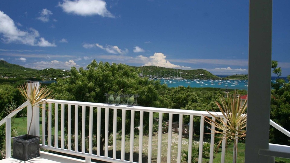 Falmouth Harbour House | Elegantly-Designed Artist's Home set in Tropical Gardens with Stunning Sea View