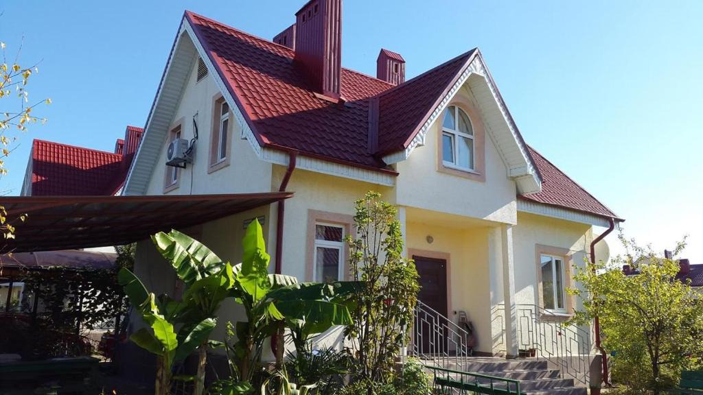 Imeritinskaya Lowland House | Elena House