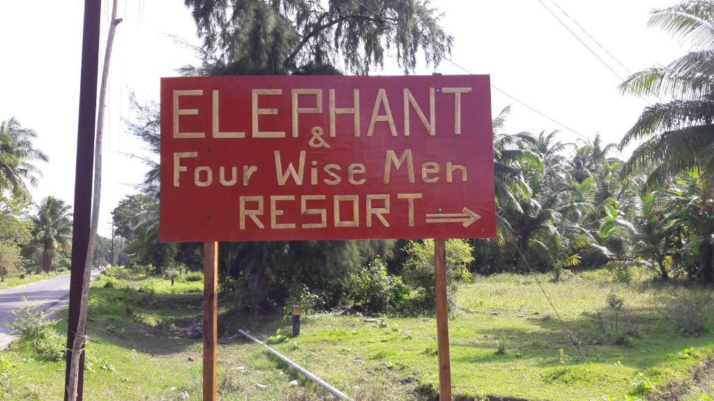 Neil Island House | Elephant and Four wise men resort