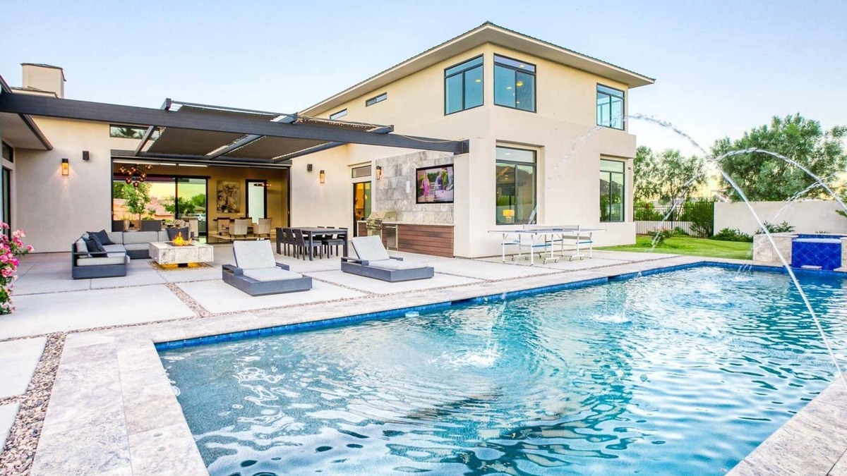 Adobe Ranch House | Elevated Desert Living with Rooftop Views, Casita & Resort-Style Amenities