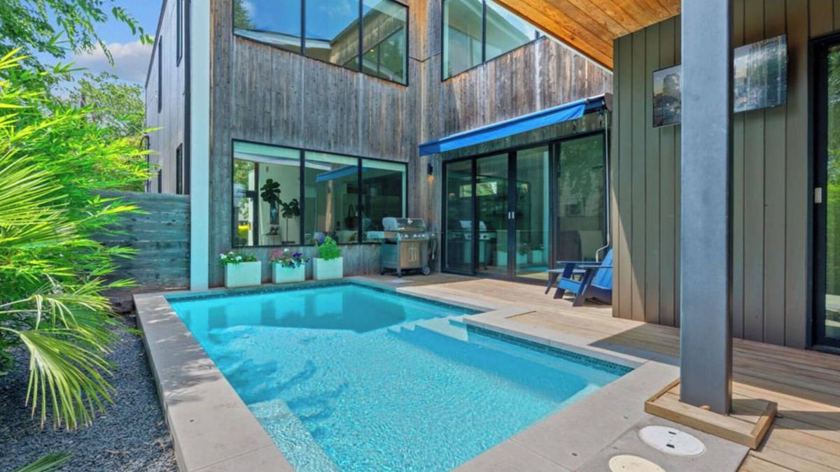 South River City House | Elevated Luxury + Two Pools - Chelsea Oak Combo!