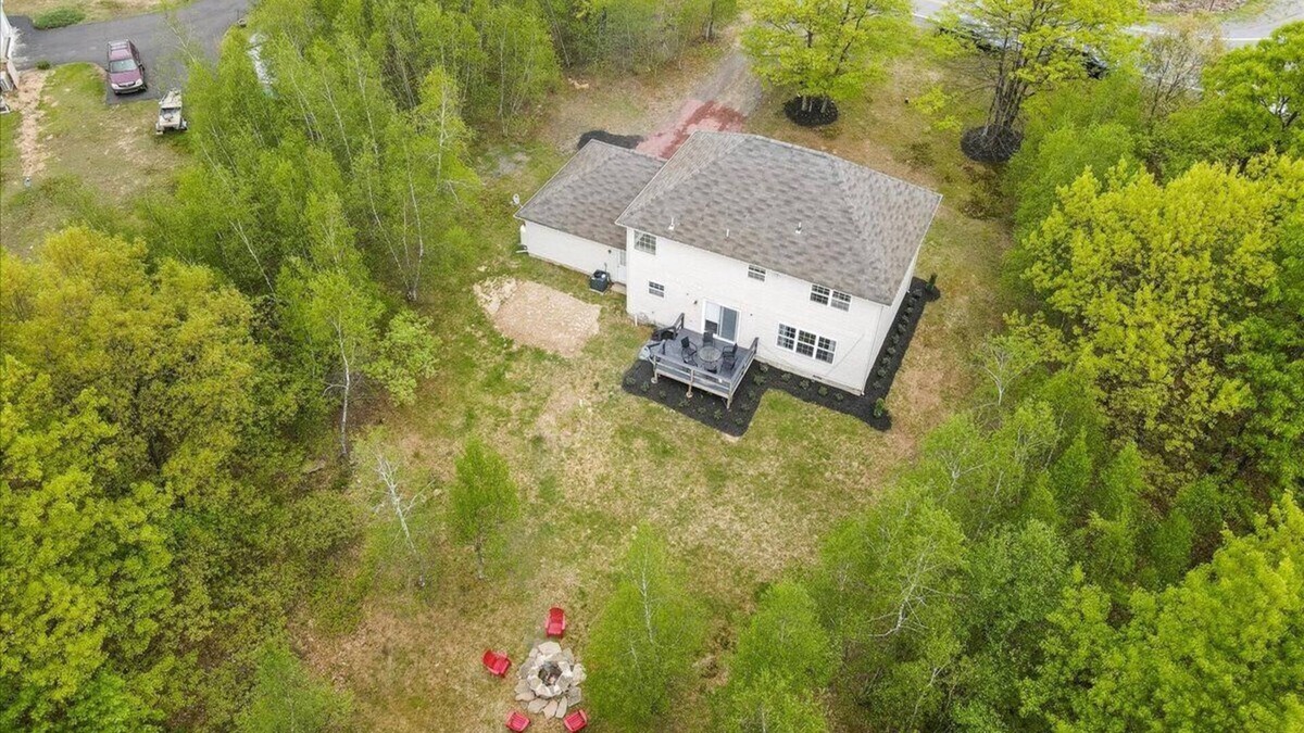 Tunkhannock Township House | Elevated Serene Mountain Majesty 3BR Colonial