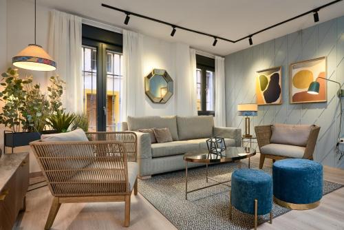 El Arenal Apartment | ELEVEN Real de la Carretería, by Homing U