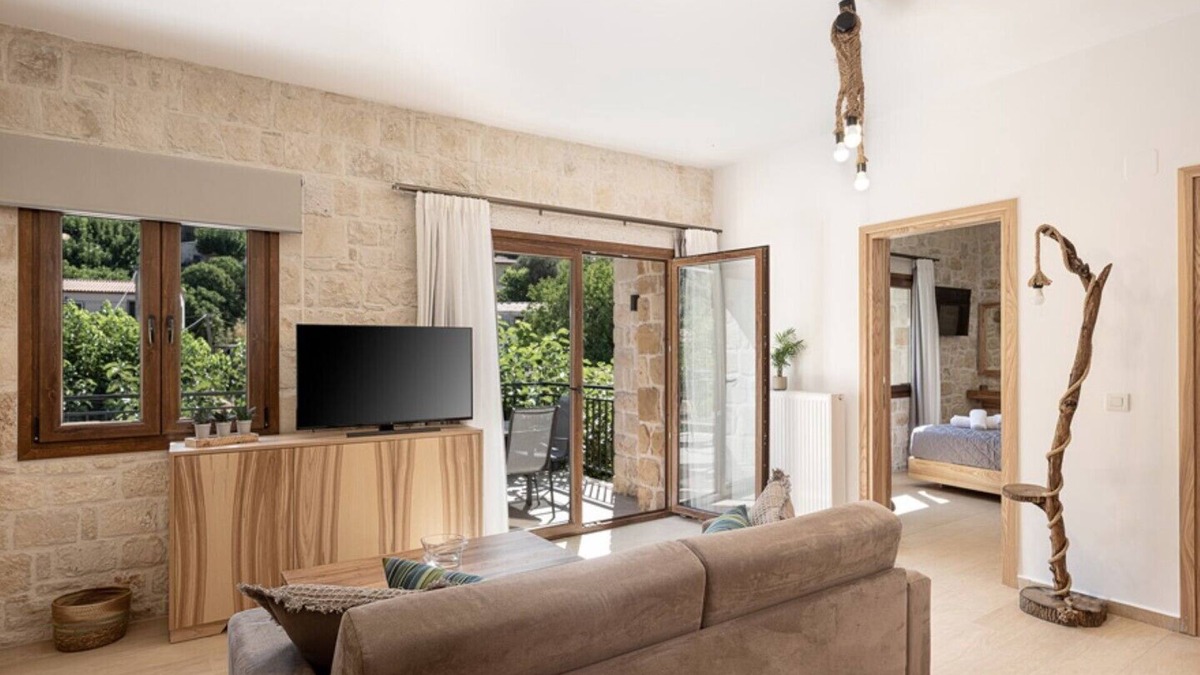 Theriso Apartment | Elia Rustic Apartments Theriso with Terrace
