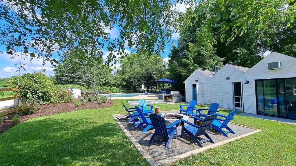 Three Oaks House | Elite Berrywood Farm