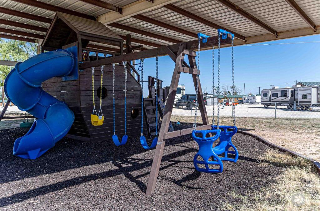 Big Spring Hotel | Elite Cabins and RV Park