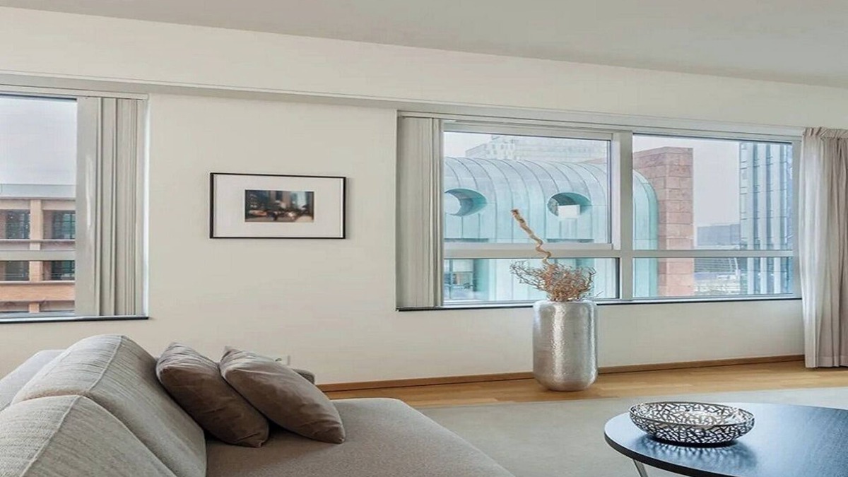 Zuidas Apartment | Elite Executive Apartment with Top-Tier Amenities in Claude Debussylaan