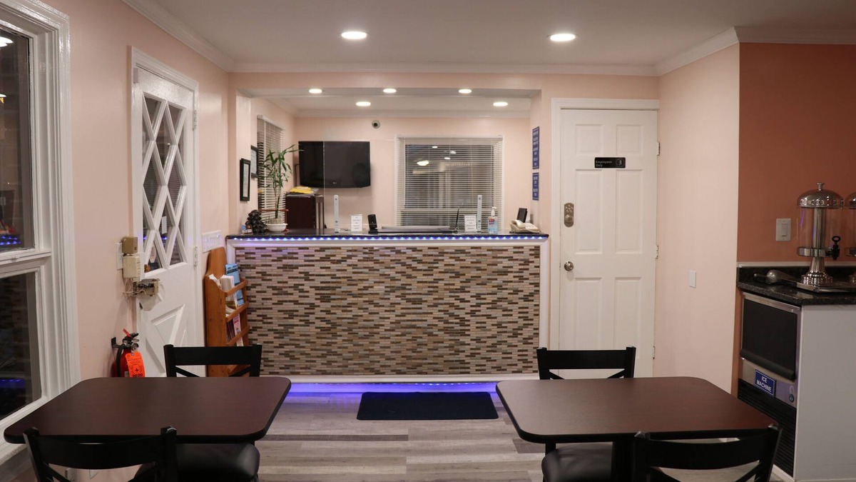 Central Village Hotel | Elite Inn